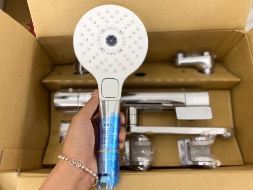 Sen tắm TOTO TBV03404J có nút bấm điều chỉnh tia nước - Ảnh 3
