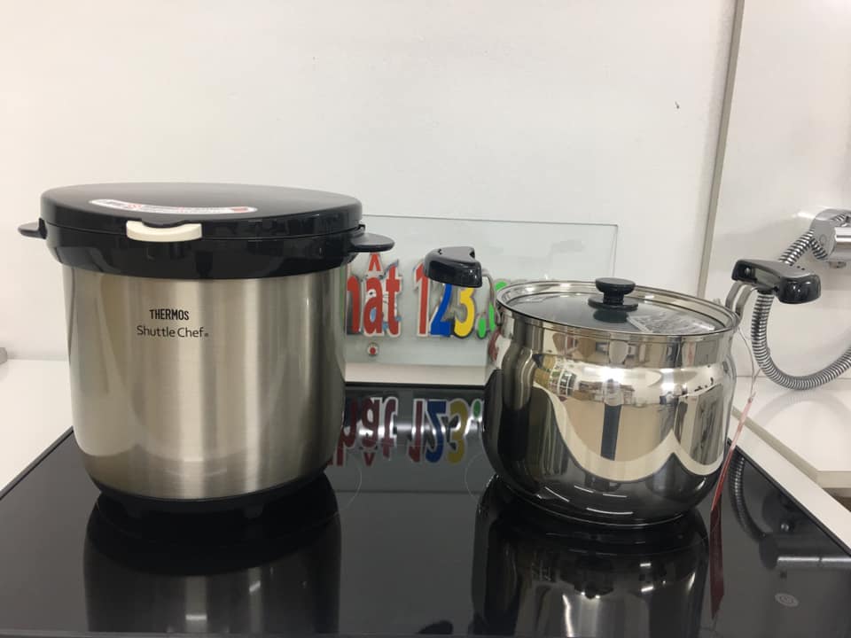 Nồi ủ Thermos KBG-4500( màu trắng bạc) dung tích 4.5 lít
