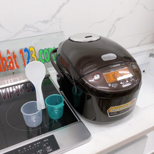 Nồi cơm điện Zojirushi NP-ZU18-TD dung tích 1.8 lít - Ảnh 3