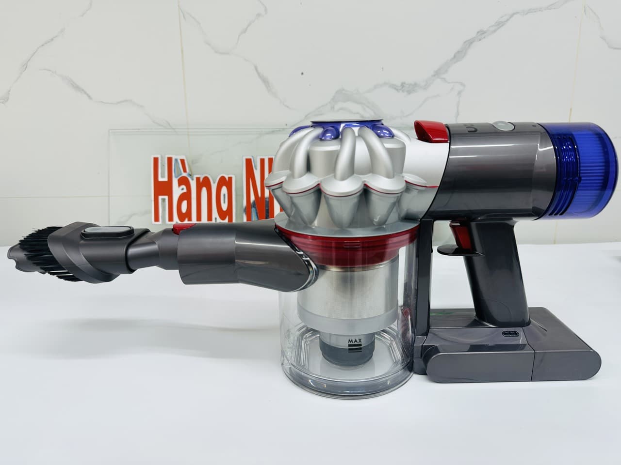 Máy hút bụi cầm tay Dyson V8 Origin không dây