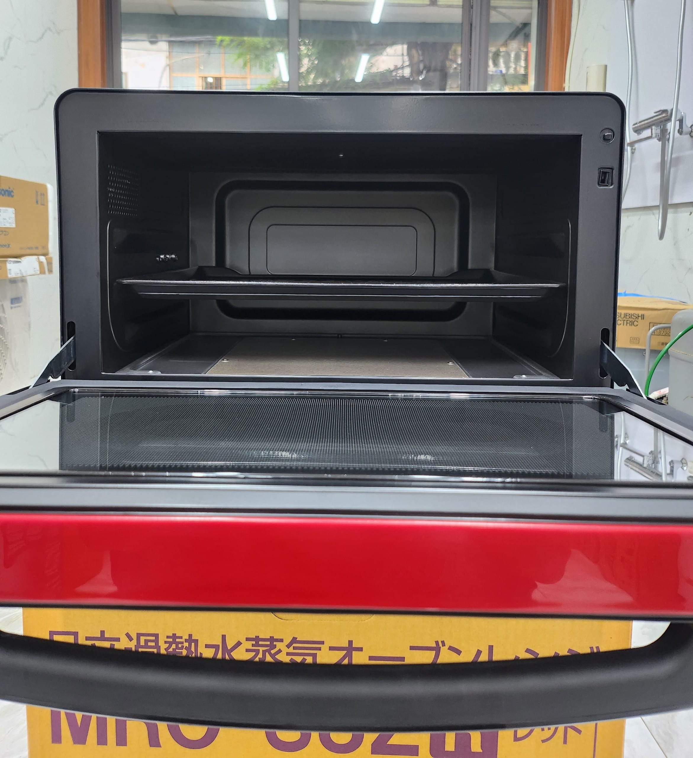 Lò vi sóng Hitachi MRO-S8Z có nướng bù ẩm