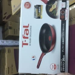 Chảo chiên T-Fal C62205 loại 26CM với lớp phủ Titanium