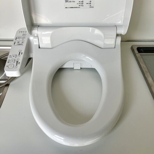 Nắp bồn cầu thông minh TOTO TCF2213 chức năng rửa tự động - Ảnh 4