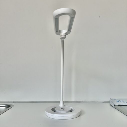 Đèn để bàn kết hợp sạc không dây Gentos COSDL-88 - Ảnh 2