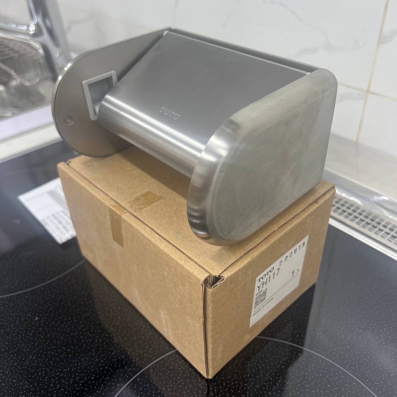 Hộp đựng giấy vệ sinh TOTO YH117