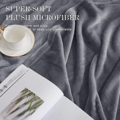 Chăn lông cừu Kirkland Plush Blanket Queen