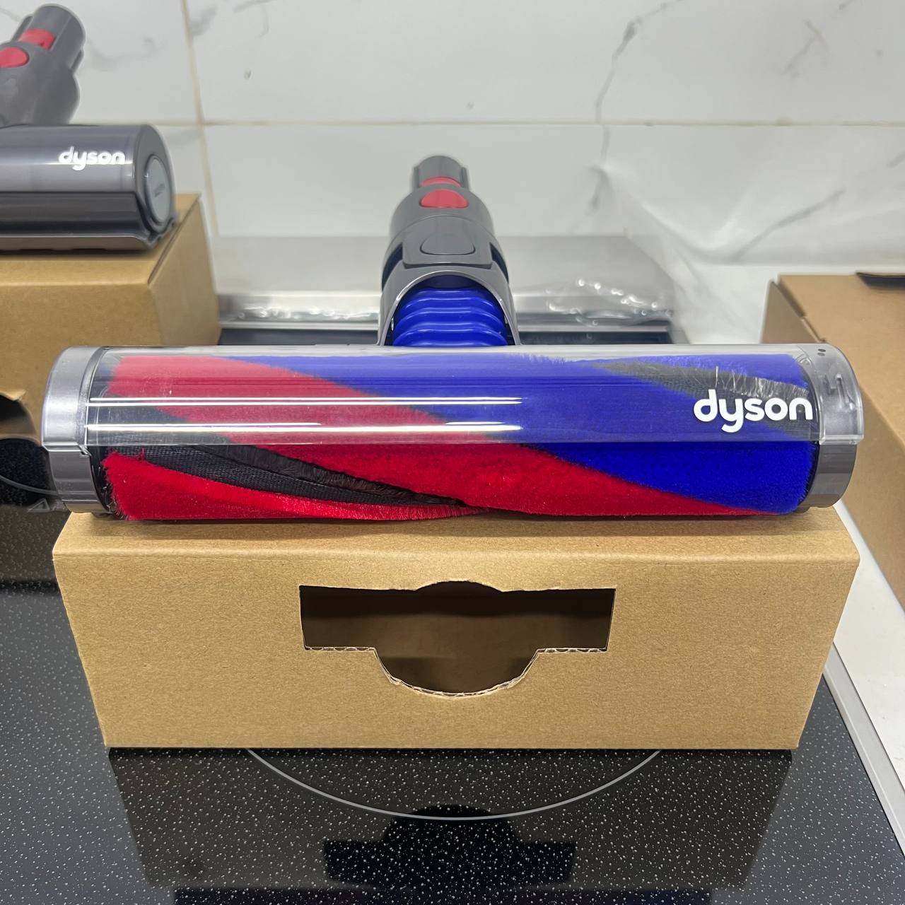 Máy hút bụi cầm tay Dyson SV21