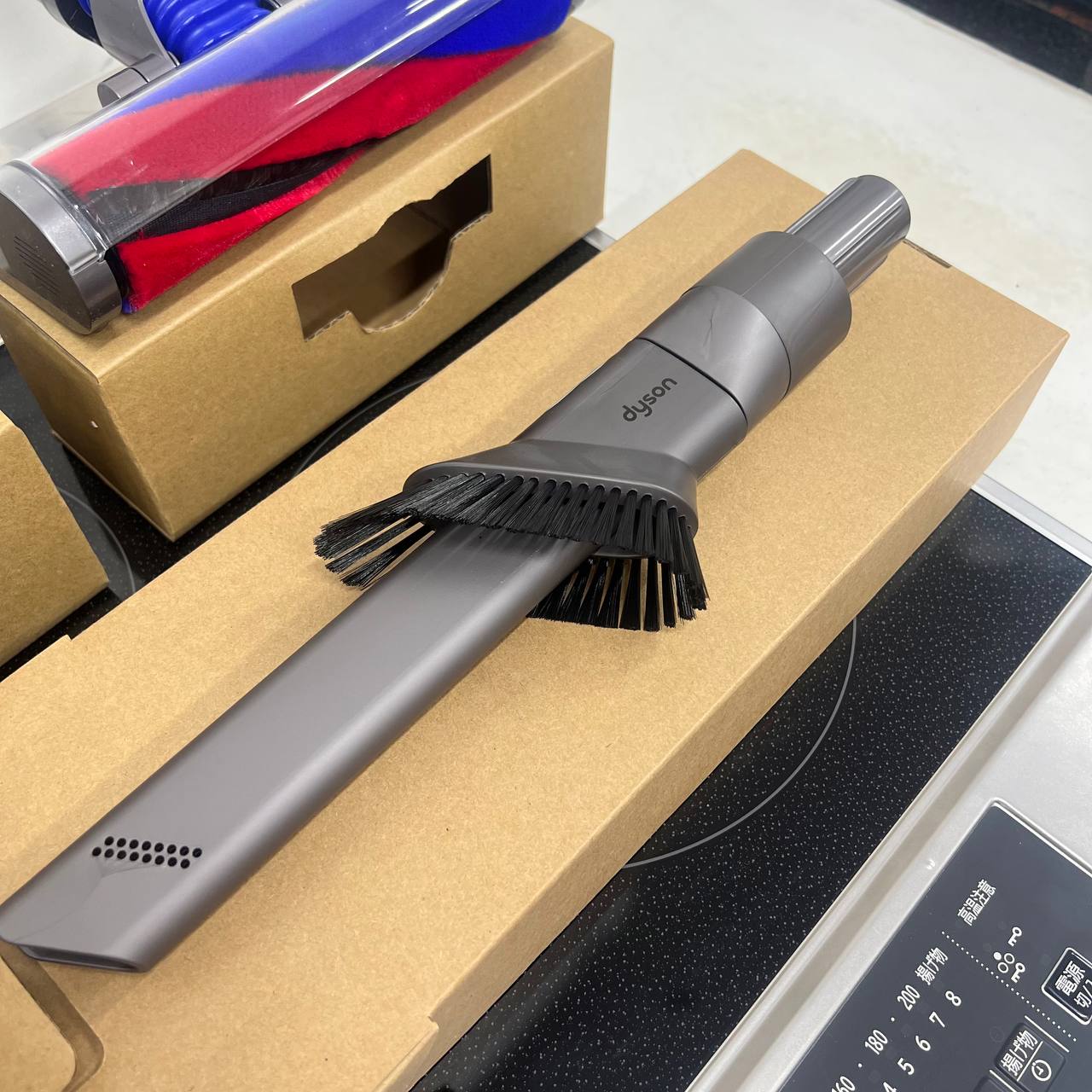 Máy hút bụi cầm tay Dyson SV21