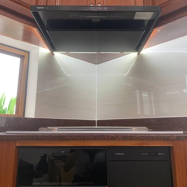 Hút mùi bếp Panasonic FY-7HGC5-K (Màu đen) chiều rộng 75cm có tự động